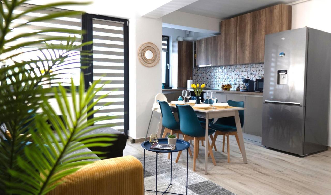 'Just Like Home' Apartment - With Private Parking Place Galati  Exterior photo