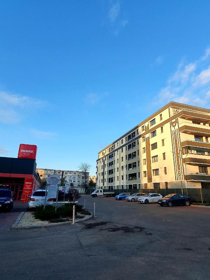 'Just Like Home' Apartment - With Private Parking Place Galati  Exterior photo